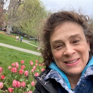 Meet your Posher, Ivonne